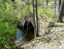 canal-remnants-of-the-tunnel-that-carried-hop-brook-under-the-farmington-canal-across-the-street-from-eb